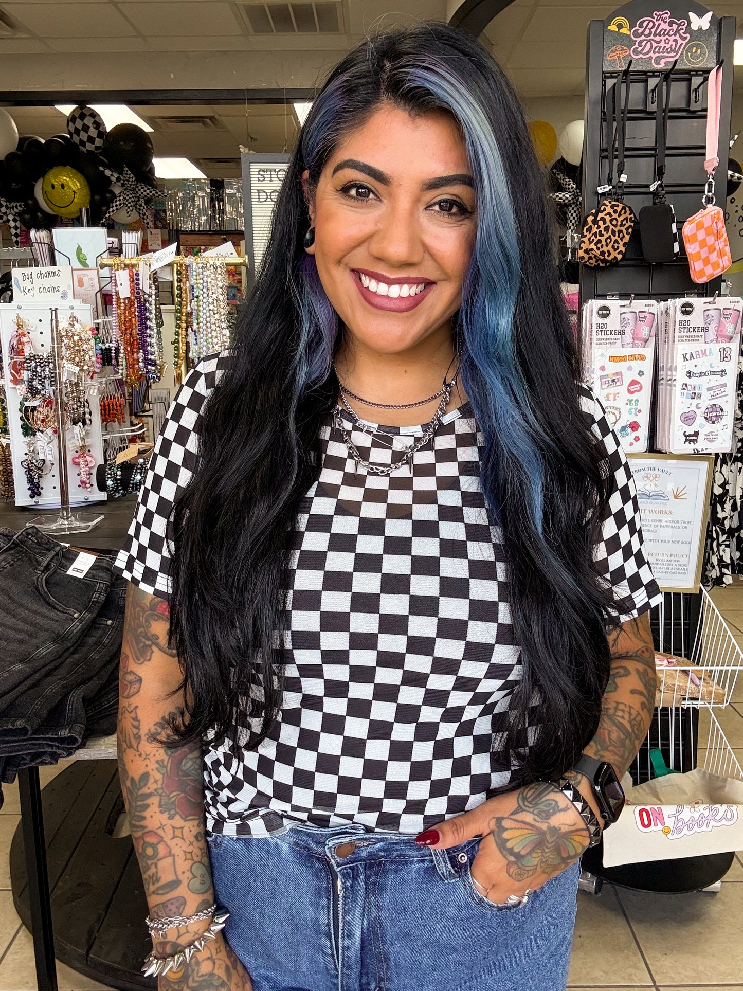 Short Sleeve Checkered Mesh Top