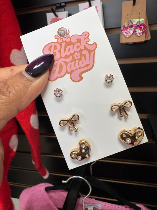 Coquette Gold Stud Set